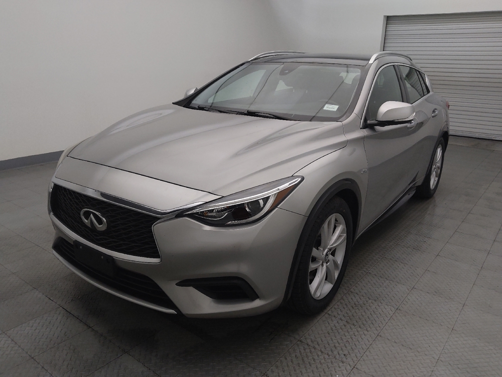 2019 INFINITI QX30's photo