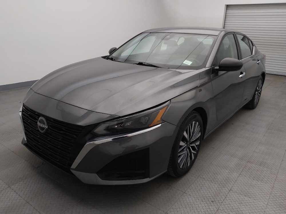 2024 Nissan Altima SV