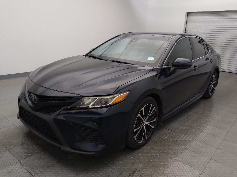 2019 Toyota Camry SE
