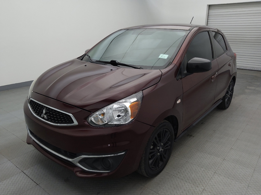 2020 Mitsubishi Mirage LE's photo
