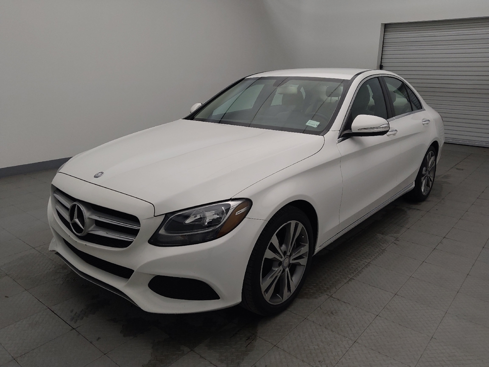 2015 Mercedes-Benz C-Class C300's photo