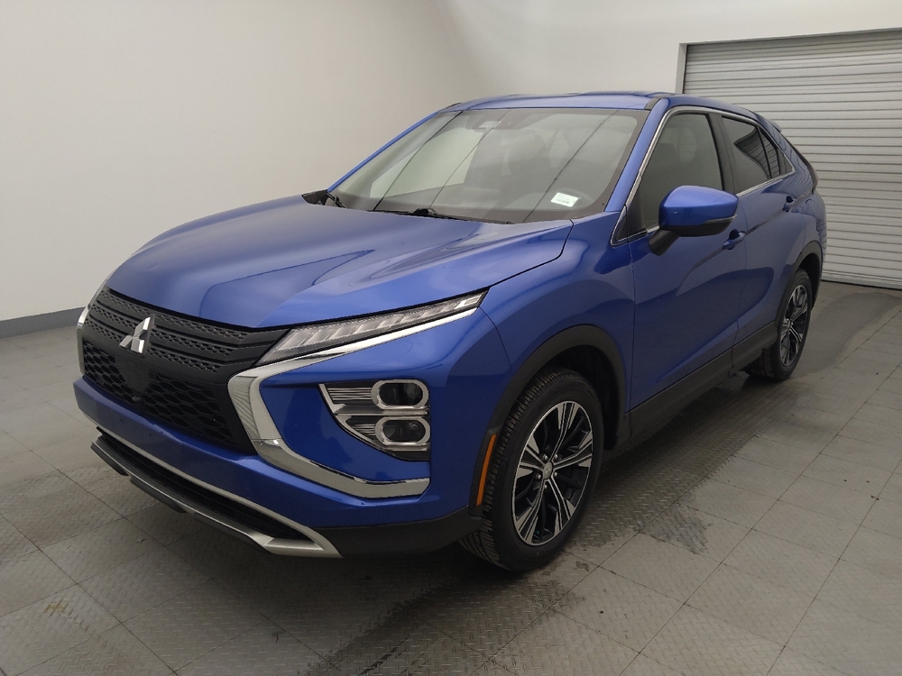 2022 Mitsubishi Eclipse Cross SE's photo