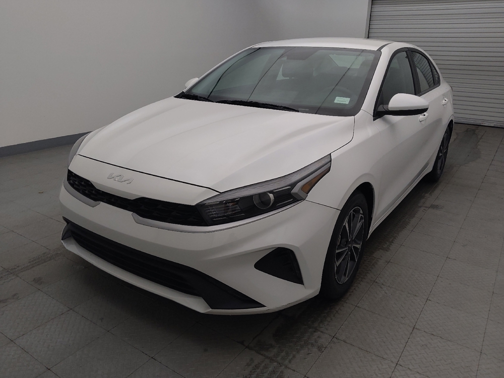 2024 Kia Forte LXS's photo