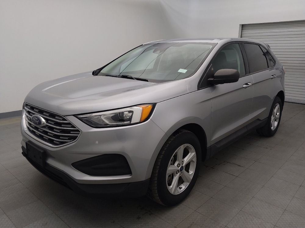 2022 Ford Edge SE's photo