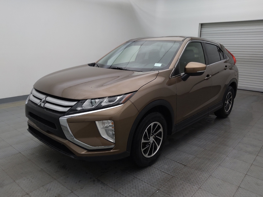 2020 Mitsubishi Eclipse Cross ES's photo