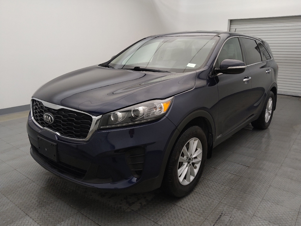 2020 Kia Sorento LX's photo
