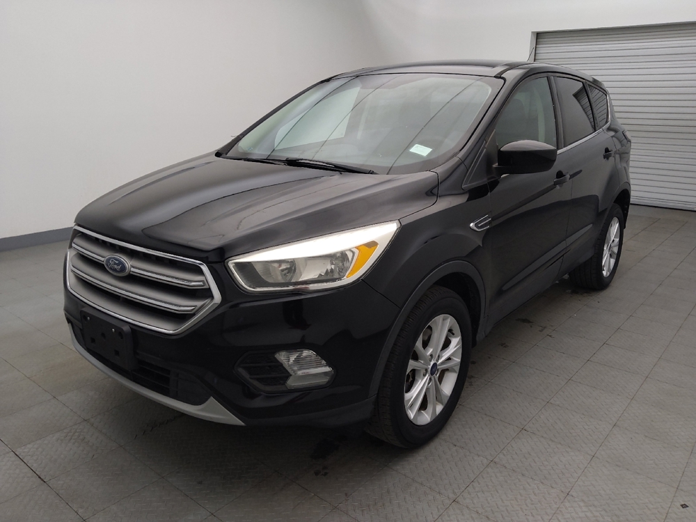 2017 Ford Escape SE's photo