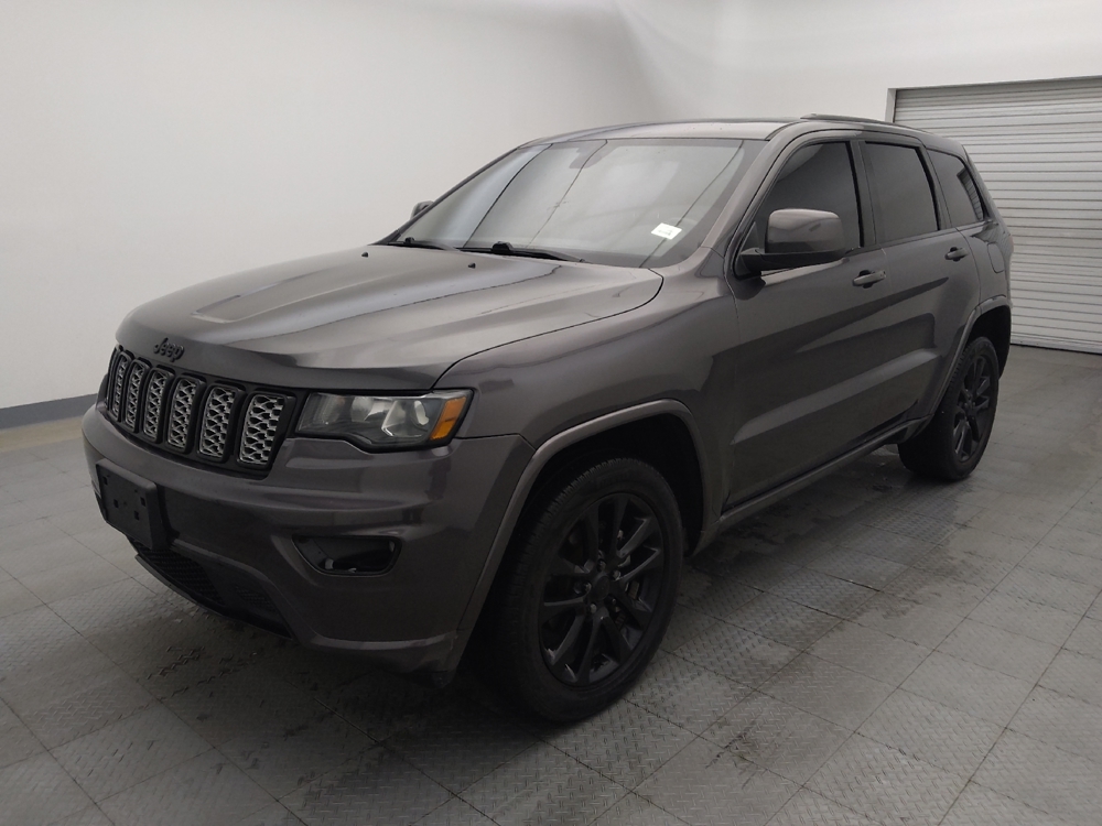2020 Jeep Grand Cherokee Altitude's photo