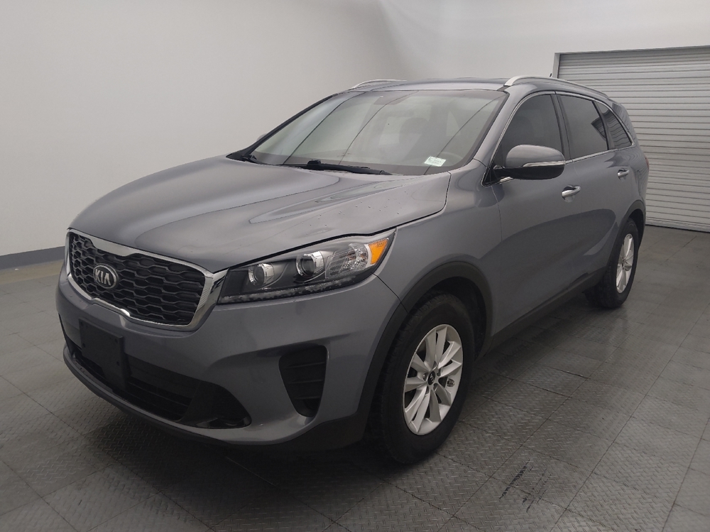 2020 Kia Sorento LX's photo