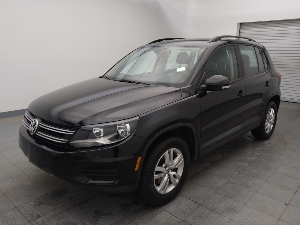 2017 Volkswagen Tiguan Limited Base's photo