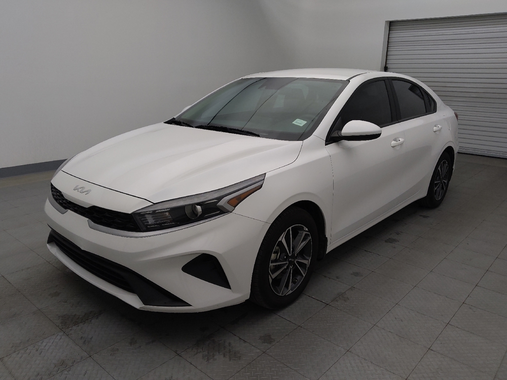 2024 Kia Forte LXS's photo