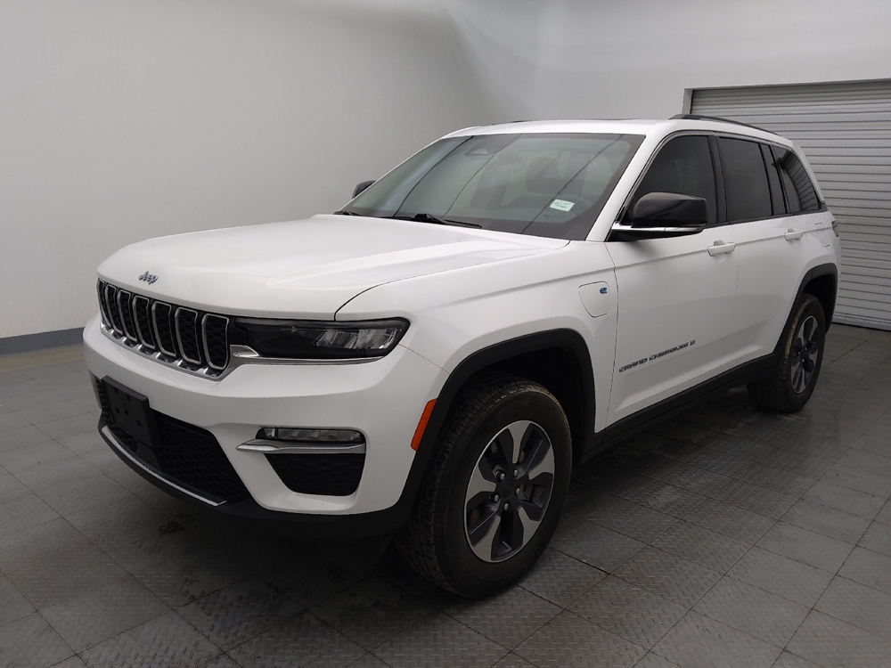 2022 Jeep Grand Cherokee 4xe's photo