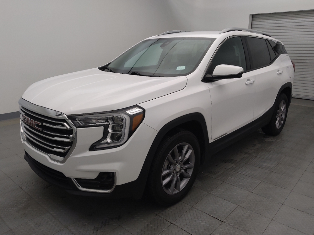 2024 GMC Terrain SLT's photo