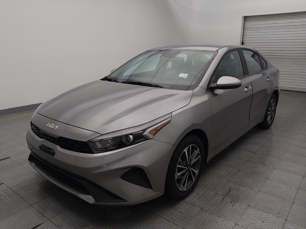 2024 Kia Forte LXS's photo