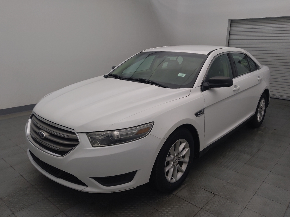 2014 Ford Taurus SE