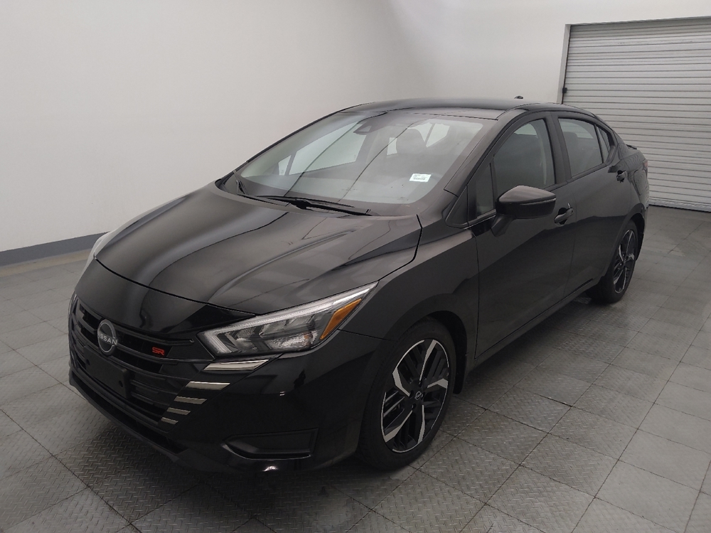 2025 Nissan Versa Sedan SR