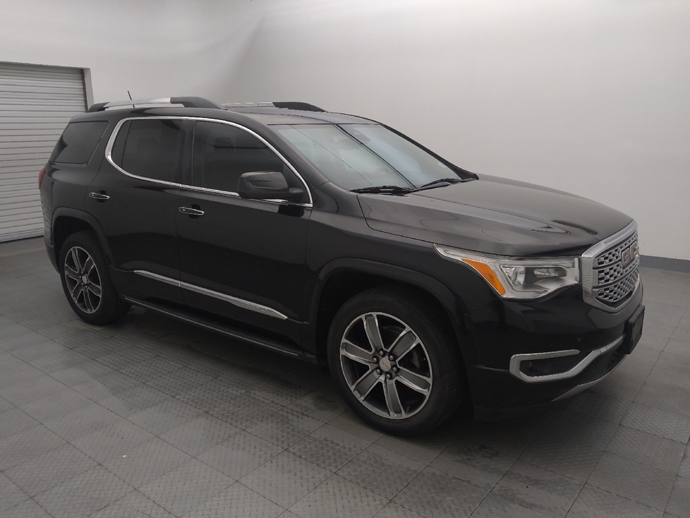 2017 GMC Acadia Denali - Photo 9