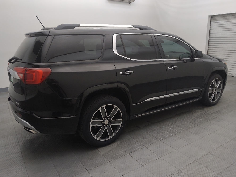 2017 GMC Acadia Denali - Photo 8