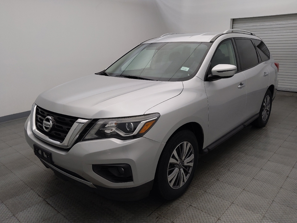 2019 Nissan Pathfinder SV