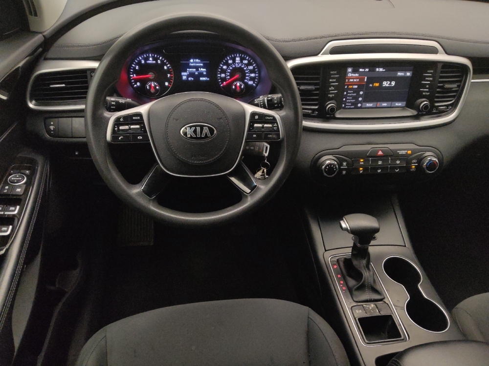 2020 Kia Sorento LX - Photo 17