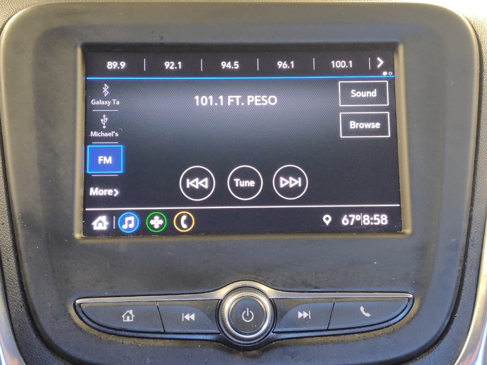 2020 Chevrolet Equinox LS - Photo 19