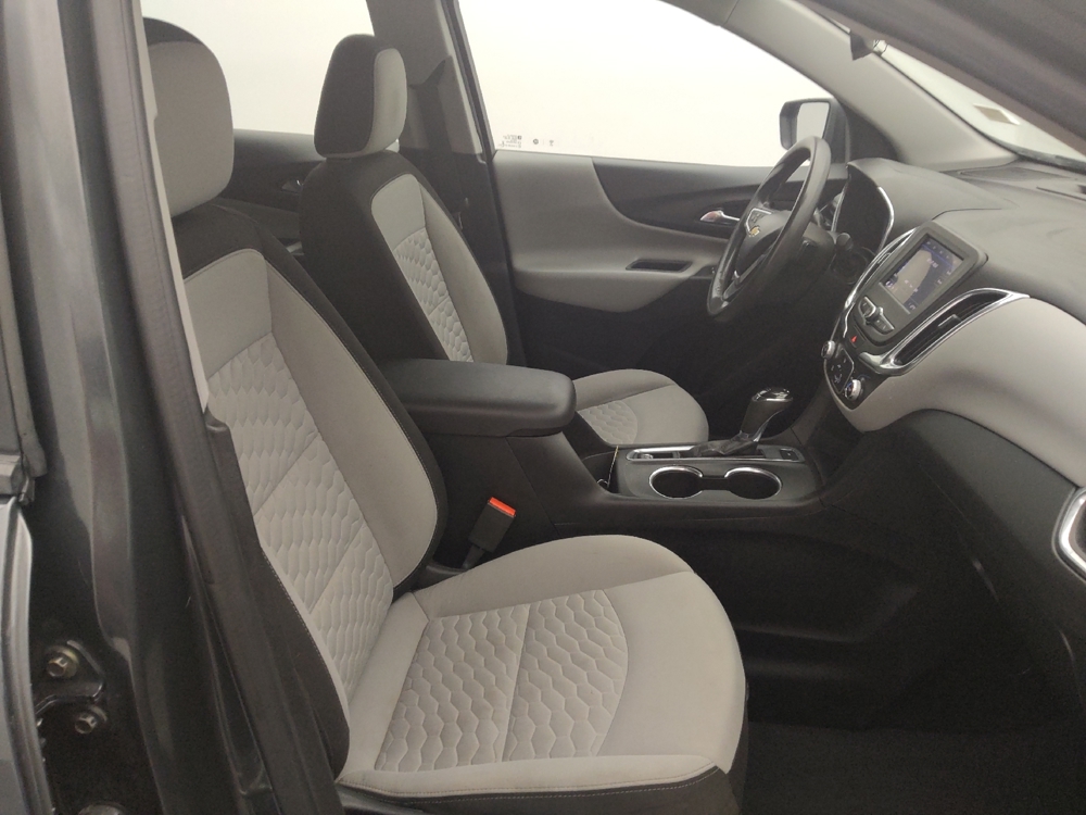 2020 Chevrolet Equinox LS - Photo 16
