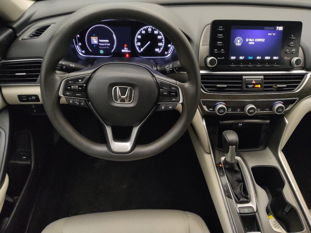 2019 Honda Accord LX - Photo 17