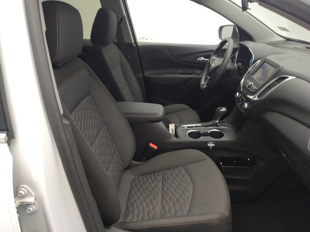 2020 Chevrolet Equinox LT - Photo 16