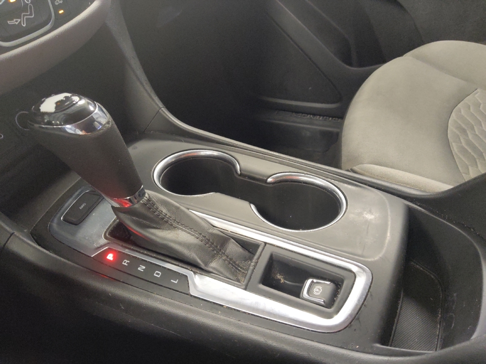 2019 Chevrolet Equinox LS - Photo 20