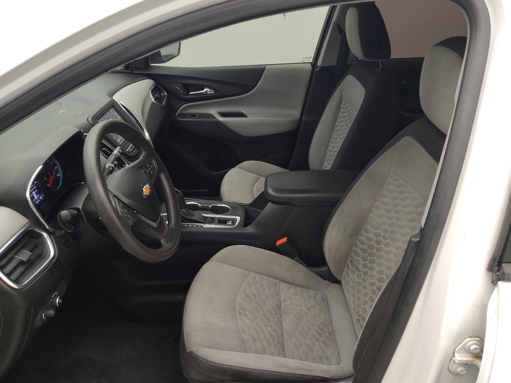 2019 Chevrolet Equinox LS - Photo 13