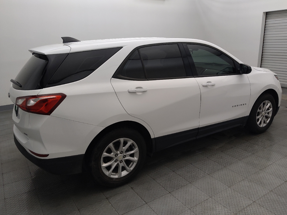 2019 Chevrolet Equinox LS - Photo 8