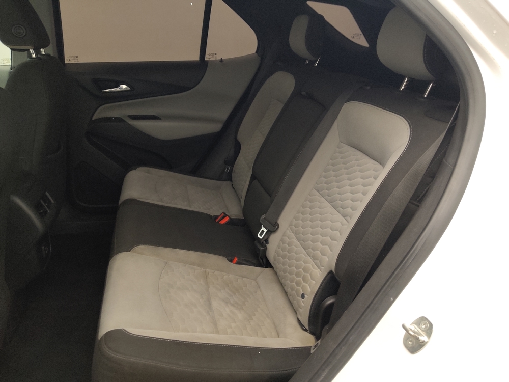 2019 Chevrolet Equinox LS - Photo 14