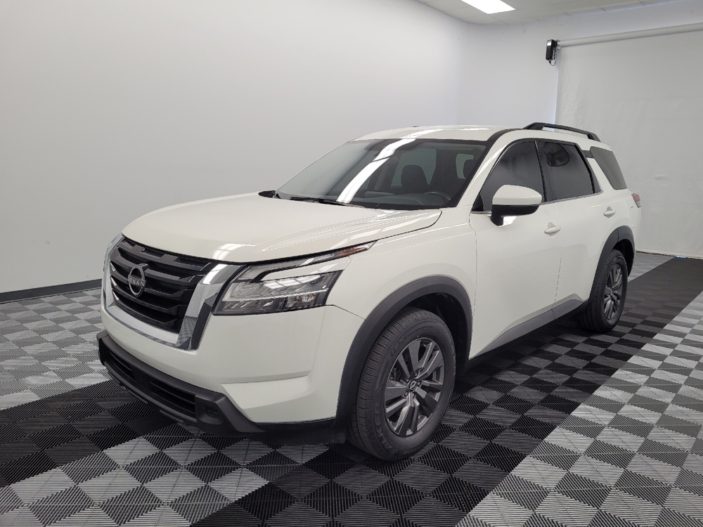 2022 Nissan Pathfinder SV