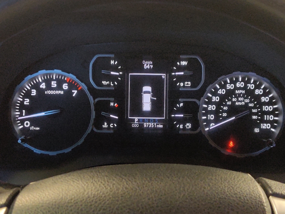 2018 Toyota Tundra SR5 - Photo 18