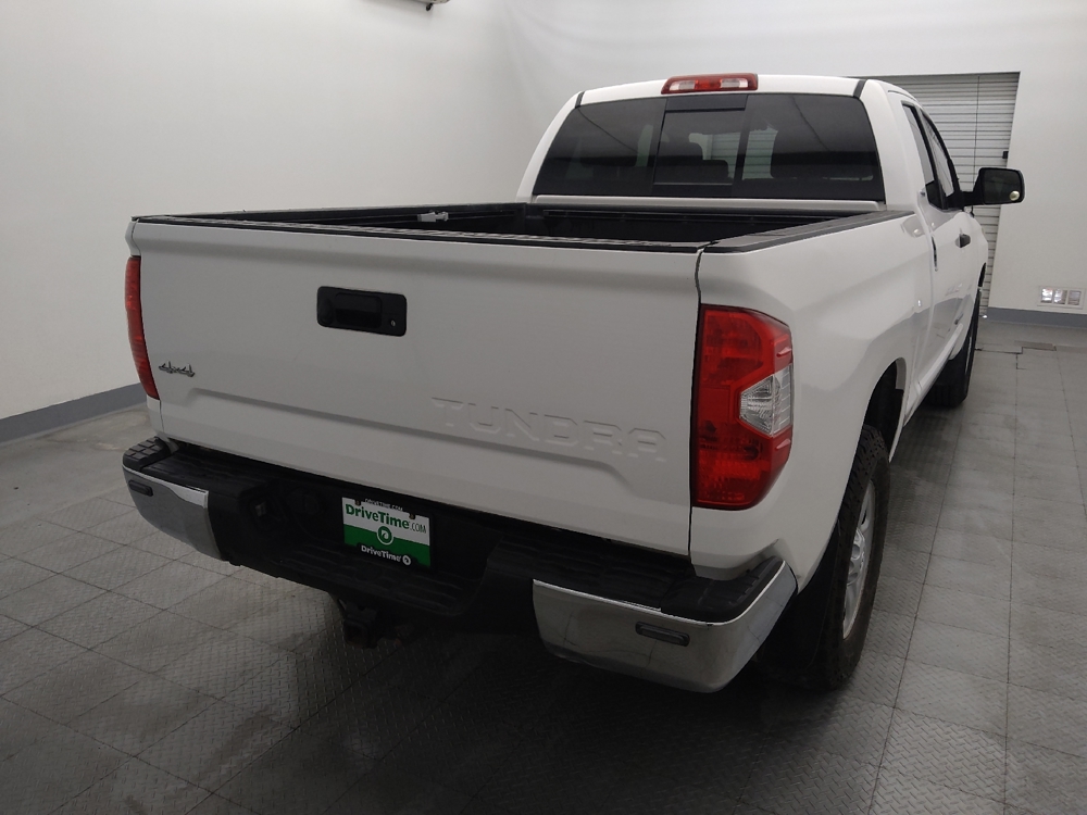 2018 Toyota Tundra SR5 - Photo 6