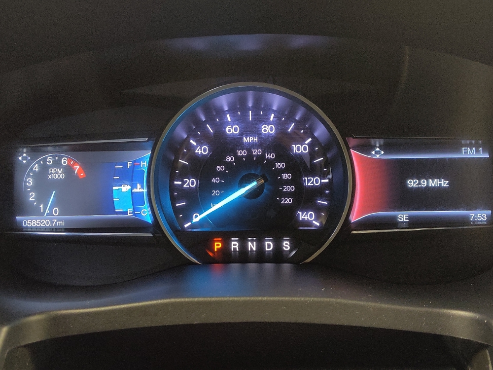 2018 Ford Explorer XLT - Photo 18