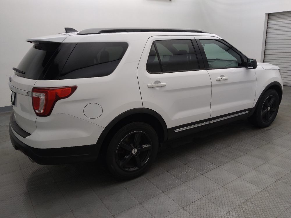 2018 Ford Explorer XLT - Photo 8