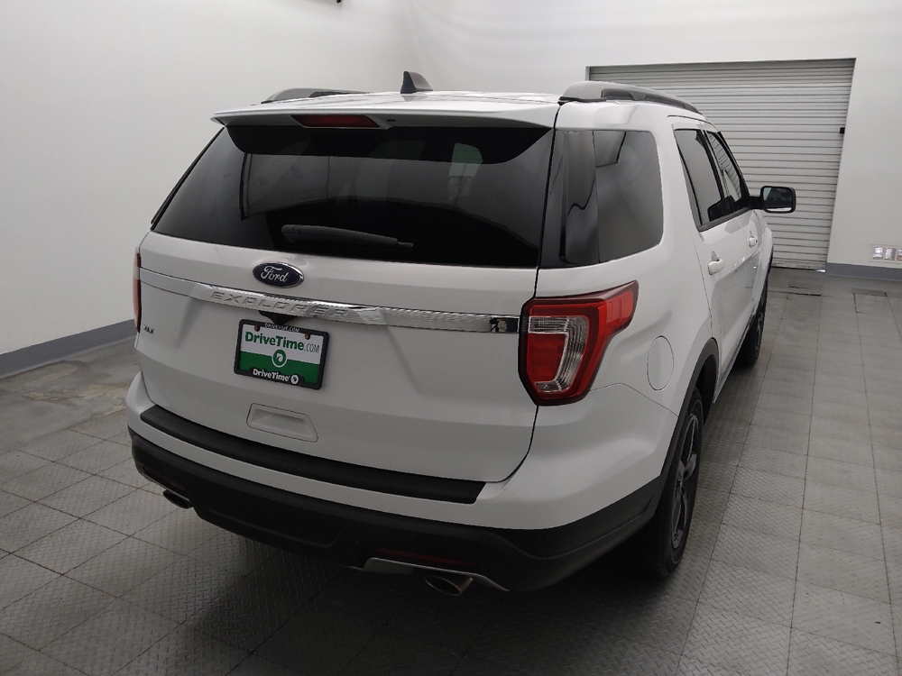 2018 Ford Explorer XLT - Photo 6