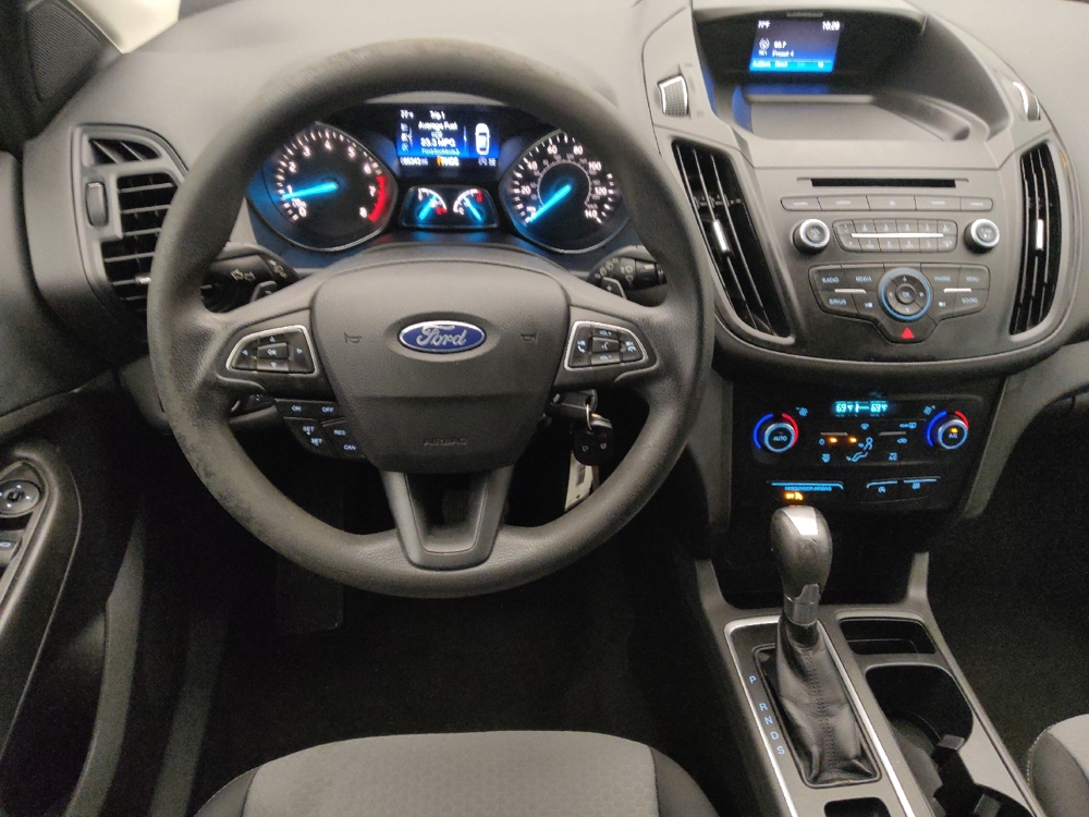 2017 Ford Escape SE - Photo 17