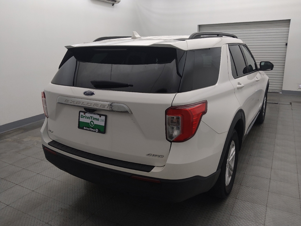 2022 Ford Explorer XLT - Photo 6