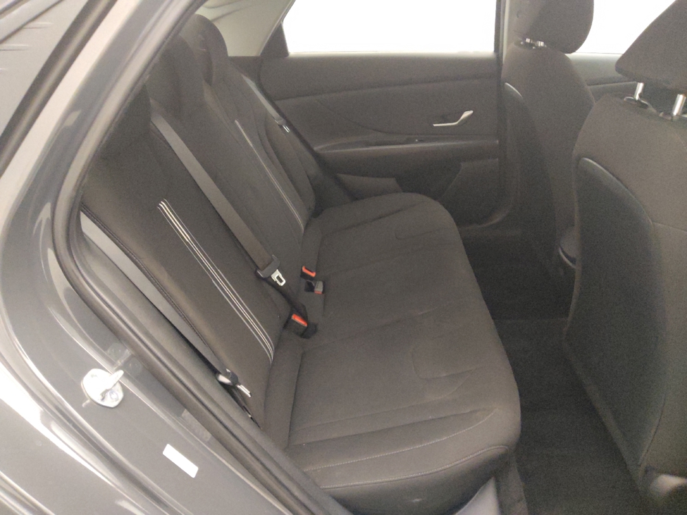2023 Hyundai Elantra SEL - Photo 15