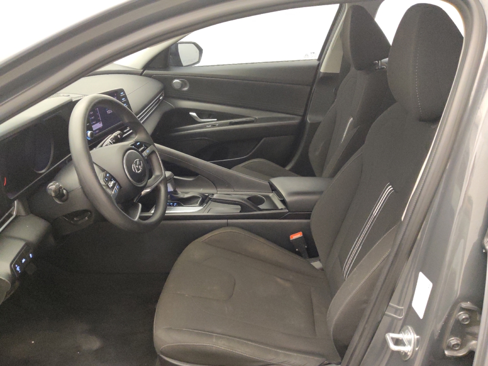 2023 Hyundai Elantra SEL - Photo 13