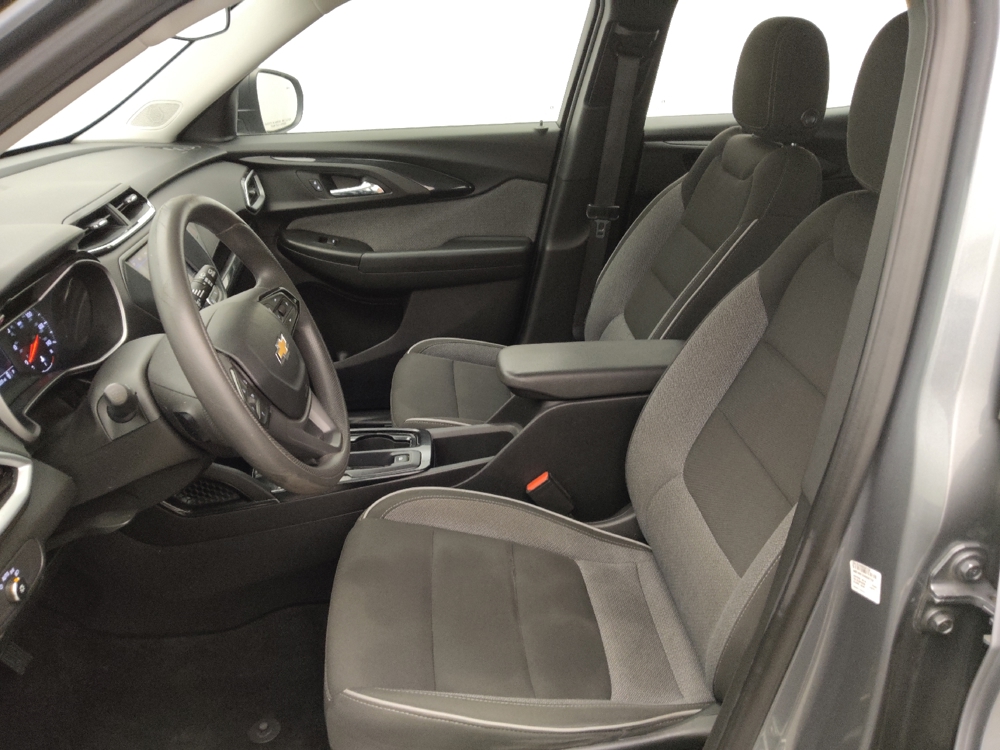 2021 Chevrolet Trailblazer LS - Photo 13