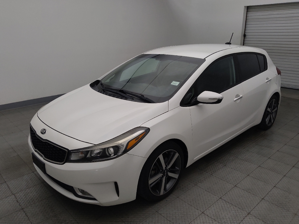2017 Kia Forte5