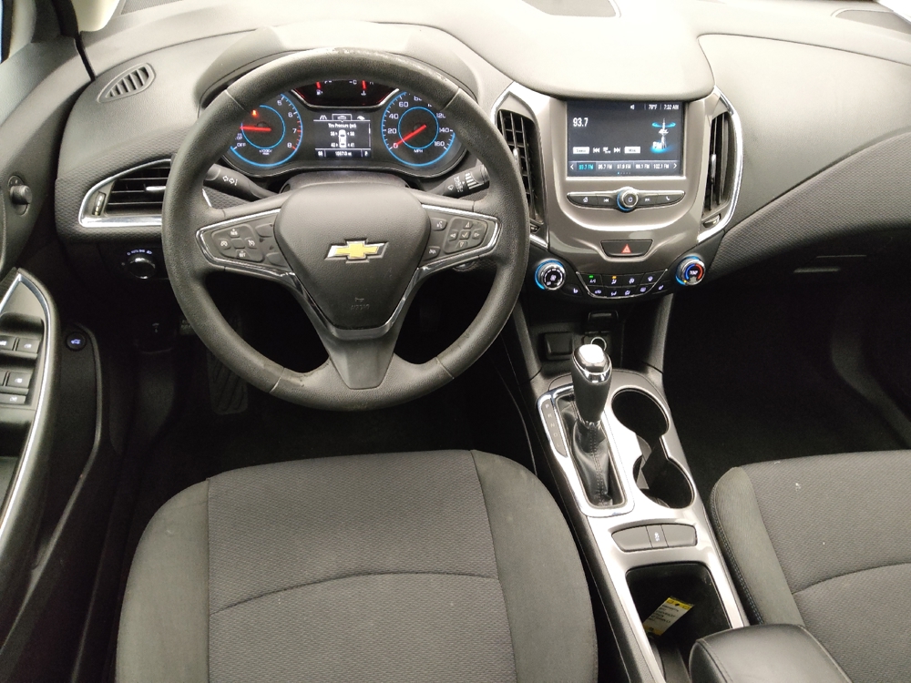 2017 Chevrolet Cruze LT - Photo 17