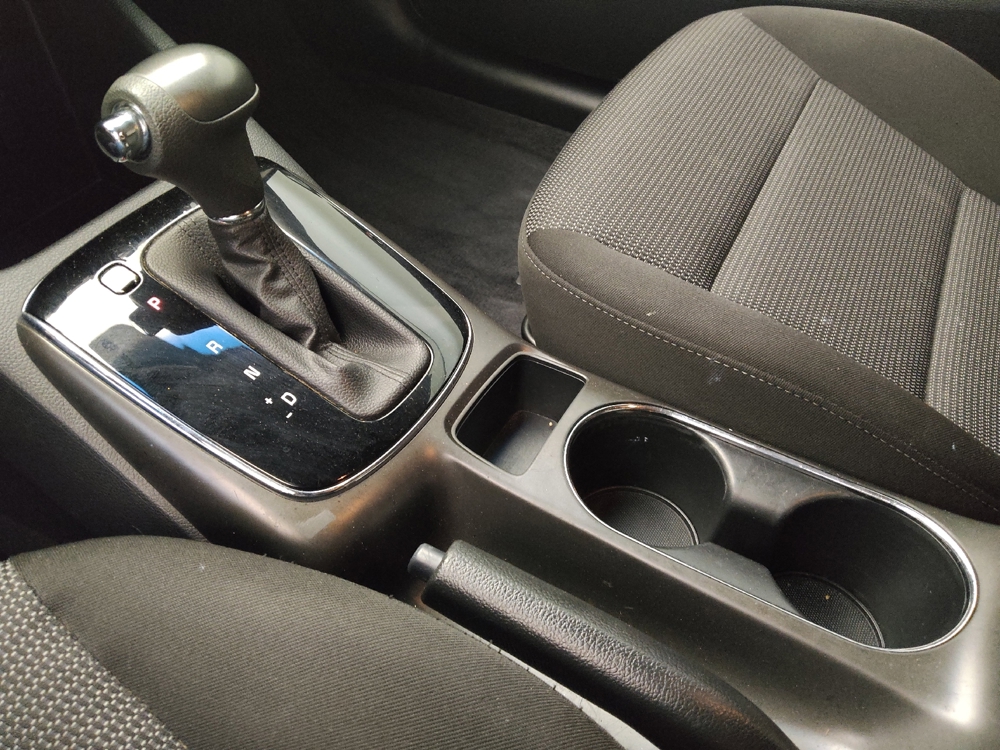 2017 Kia Forte LX - Photo 20
