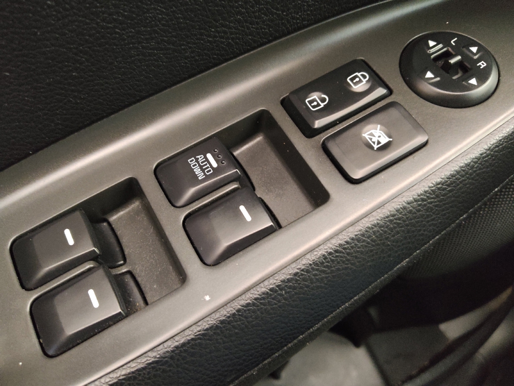 2017 Kia Forte LX - Photo 21