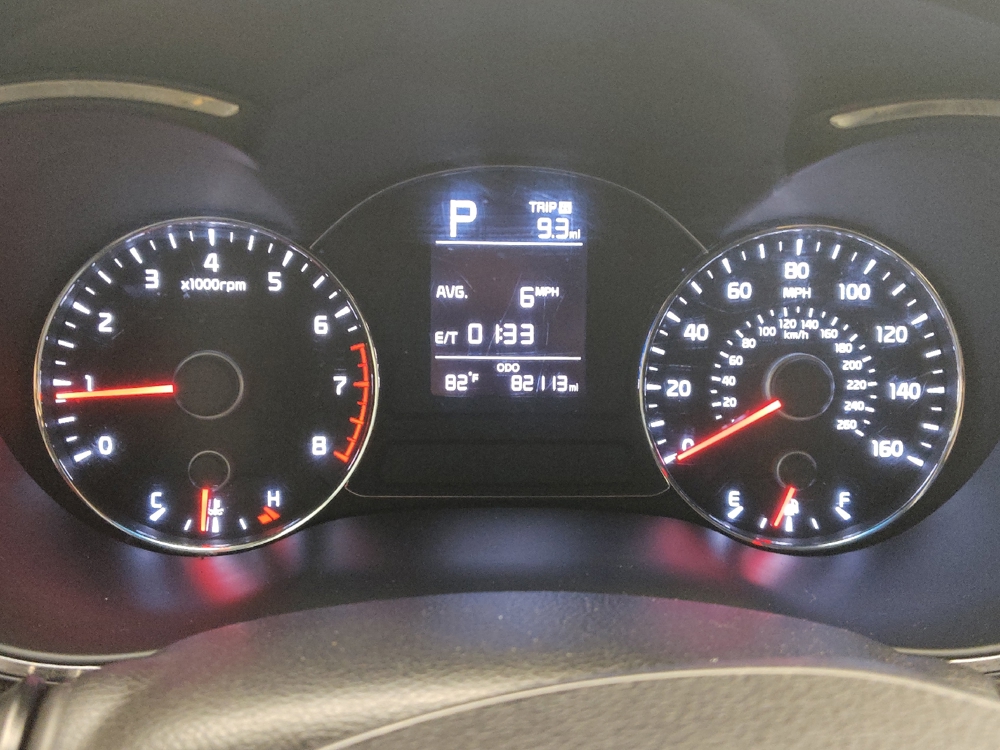 2017 Kia Forte LX - Photo 18