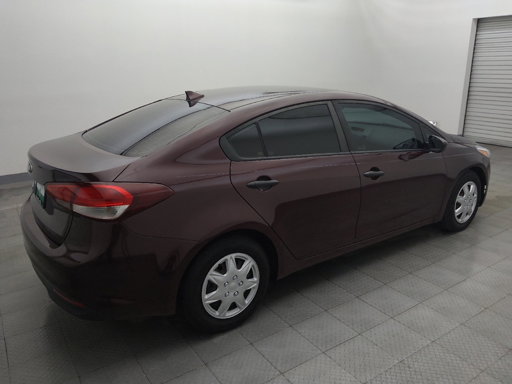 2017 Kia Forte LX - Photo 8