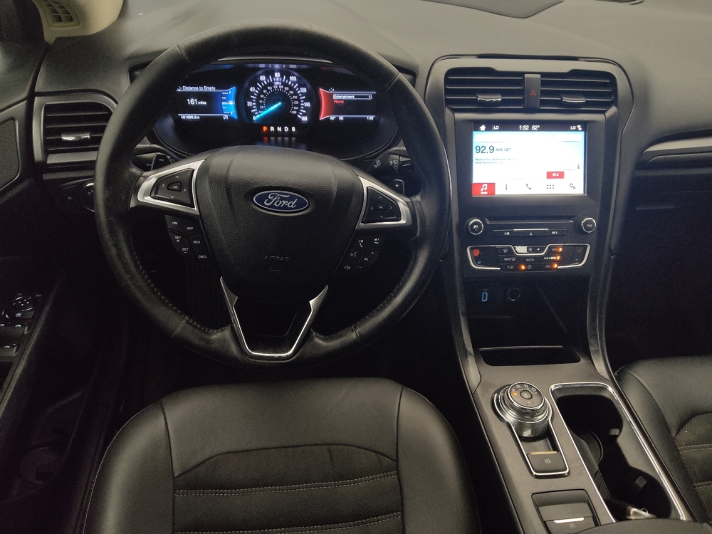 2018 Ford Fusion SE - Photo 17
